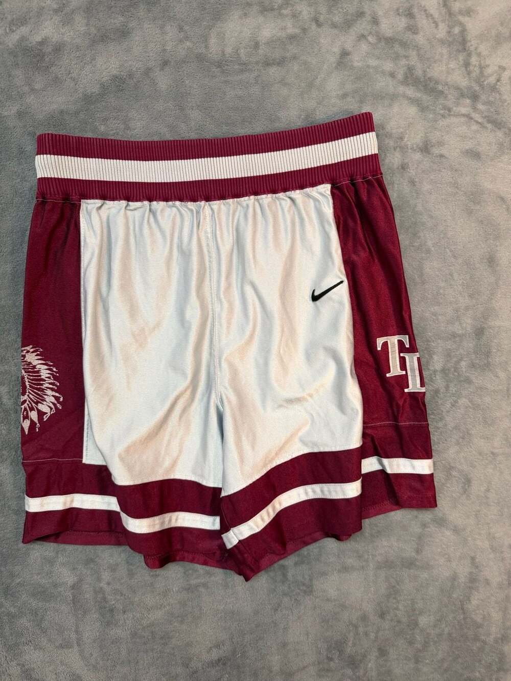 US Vintage 90s Nike Team Sports Basketball Shorts Maroon White Size Large